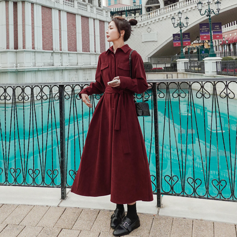 Đầm dài chít eo