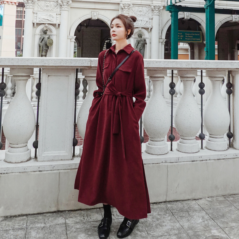Đầm dài chít eo