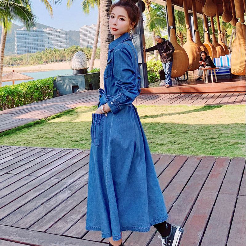 Đầm denim phong cách bến cảng
