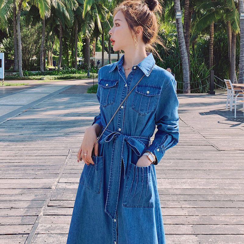 Đầm denim phong cách bến cảng