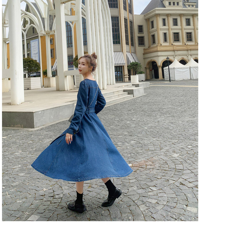 Đầm denim thắt eo kiểu Pháp