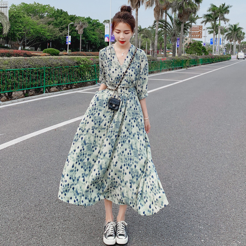 Đầm chiết eo ngọt ngào