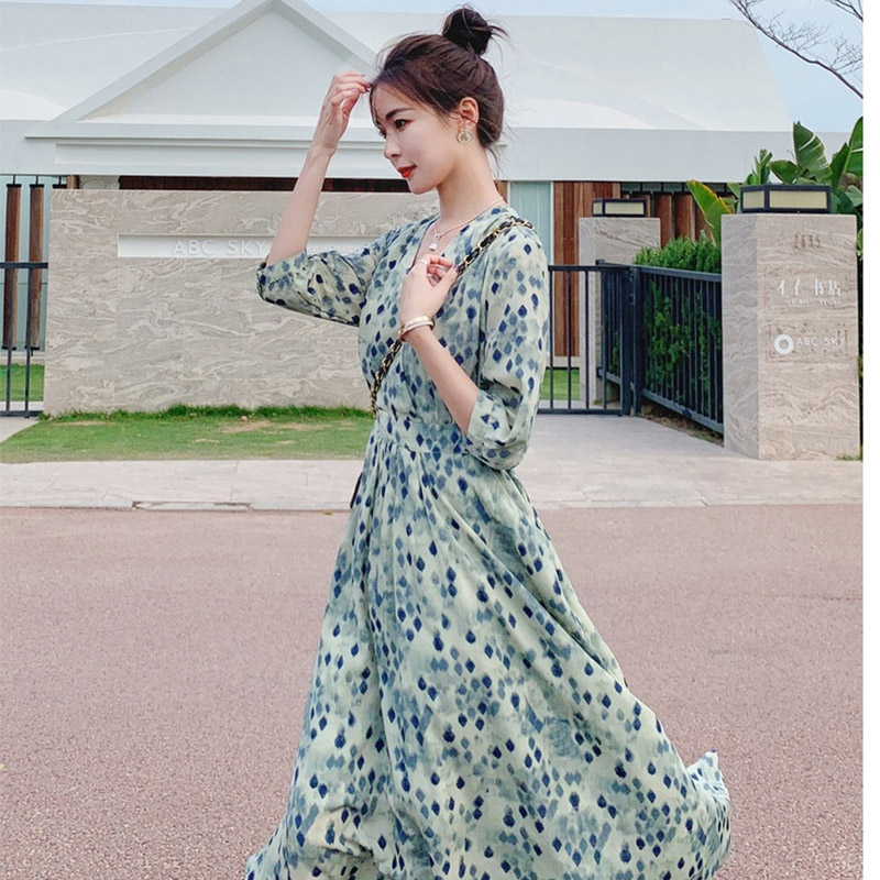 Đầm chiết eo ngọt ngào