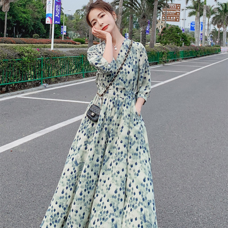 Đầm chiết eo ngọt ngào